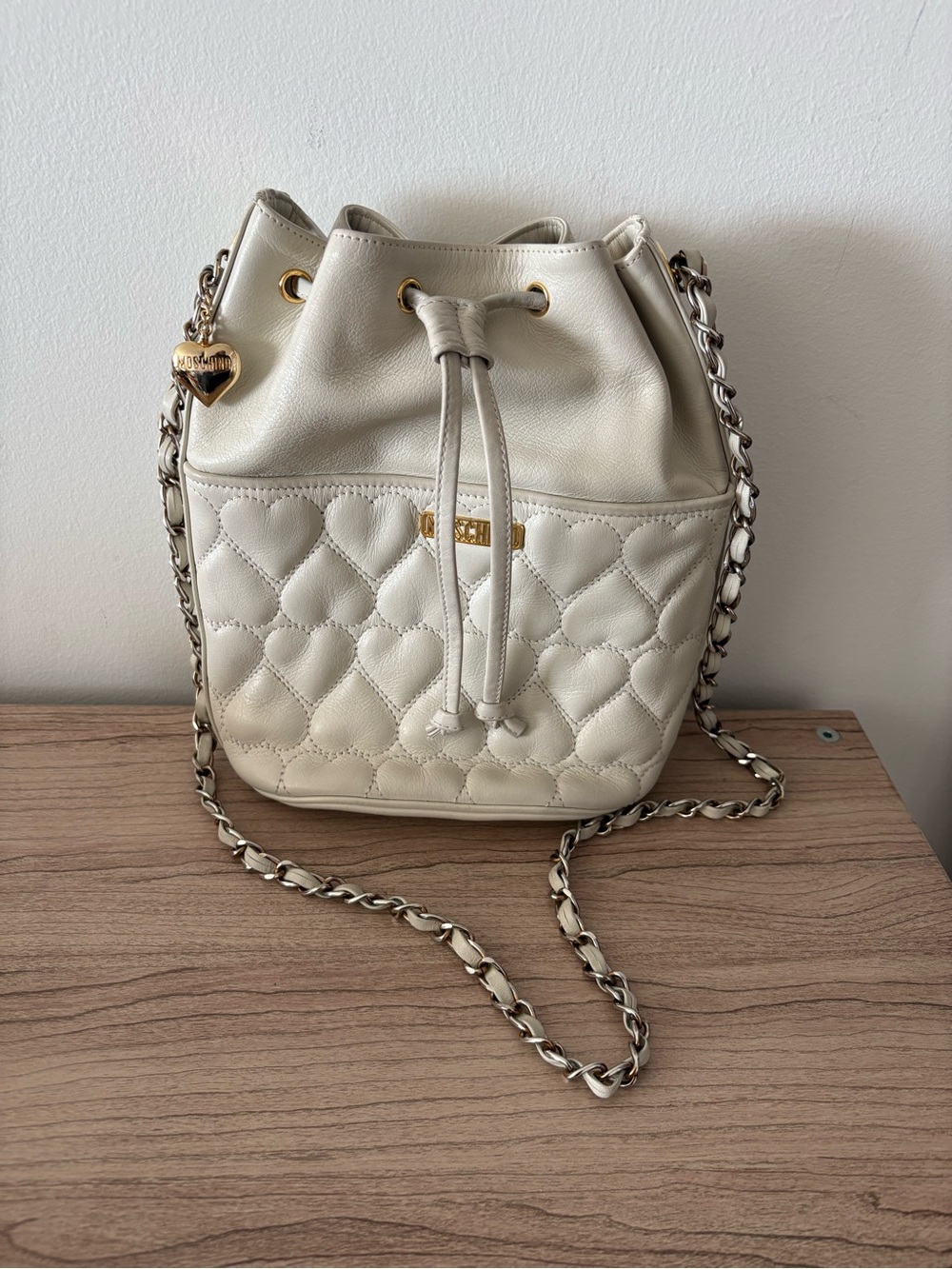Moschino Y2K Quilted heart bucket bag purse  Chain Strap